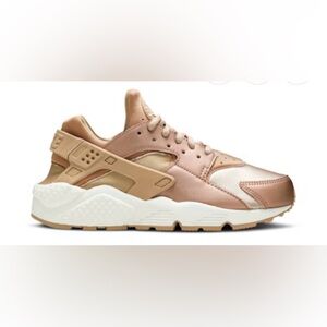 Nike Huarache Run 'Rose Gold' sneaker (Size 8)